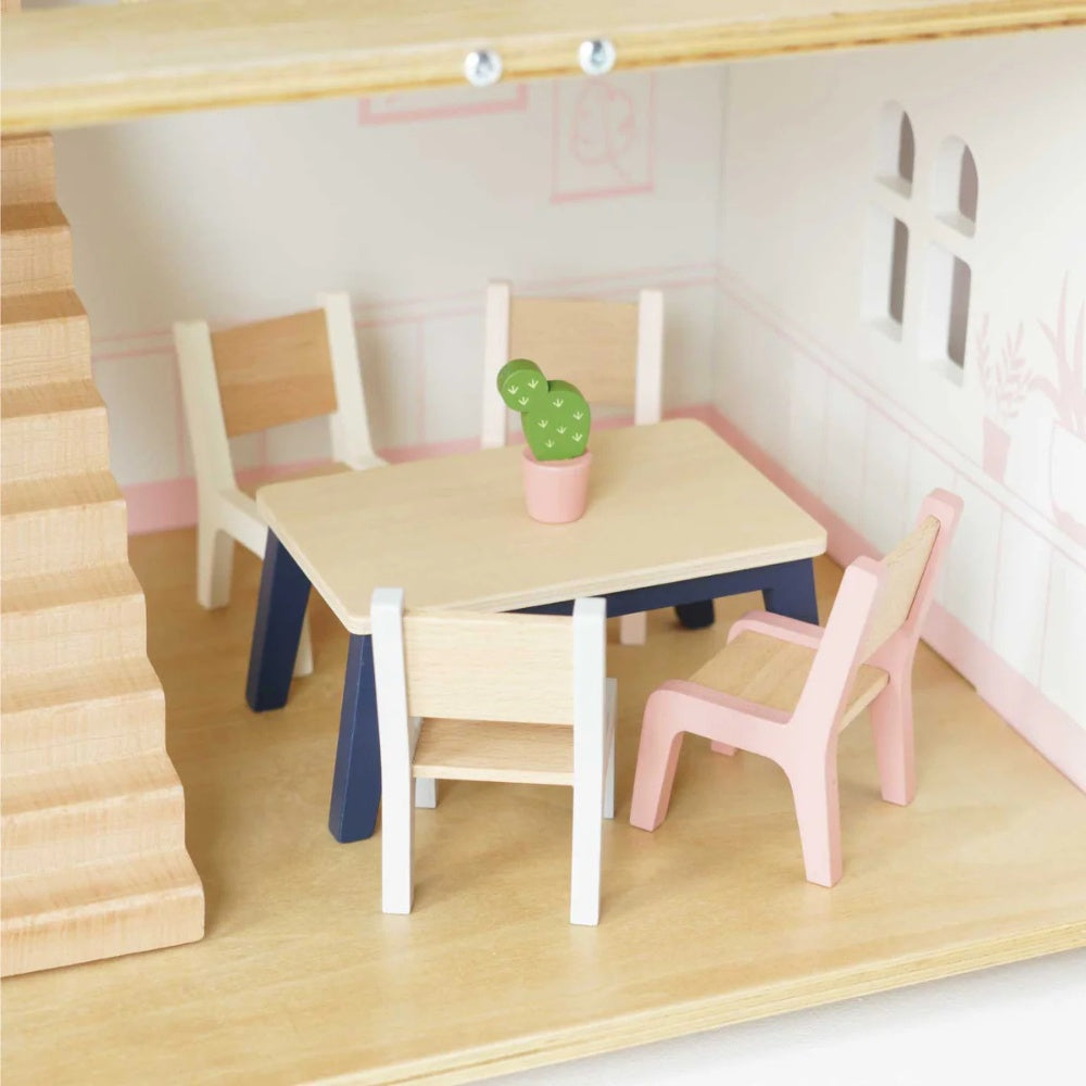 Complete Dolls House Furniture Set – 35 Pieces